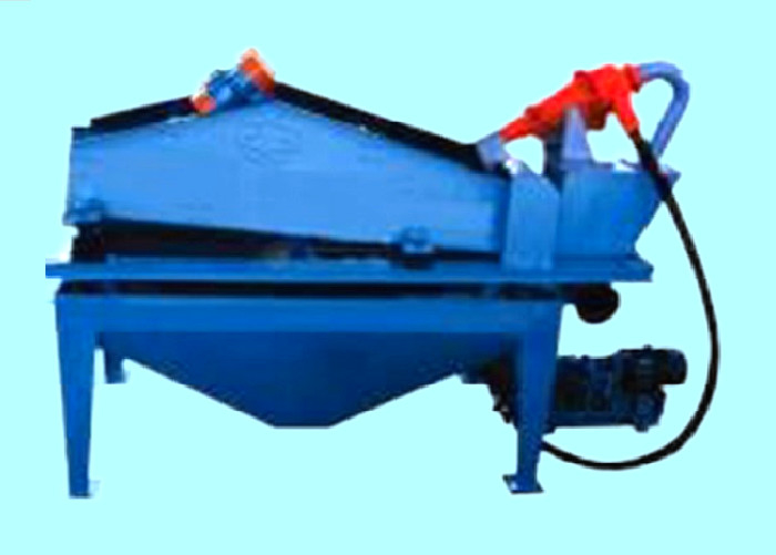 DB 250 Vibrating Sand Sieving Machine 7.5kw Sand Recovery